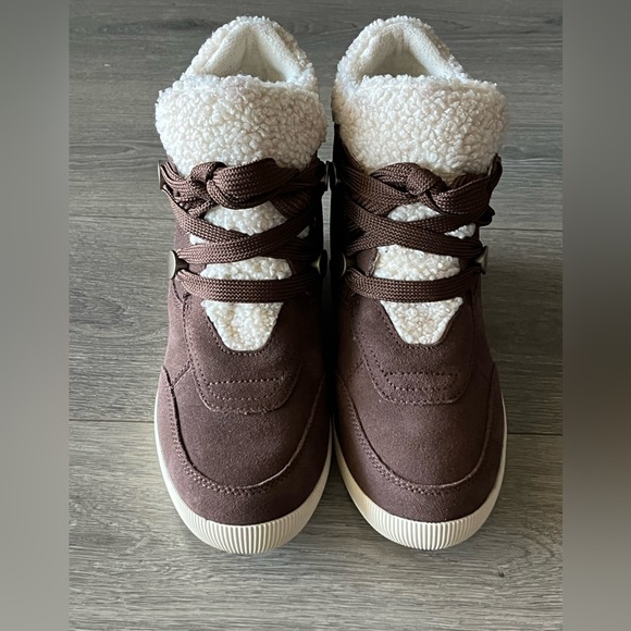 NWT Sorel Out N About Wedge Bootie Brown and Cream Size 9 - Picture 3 of 9